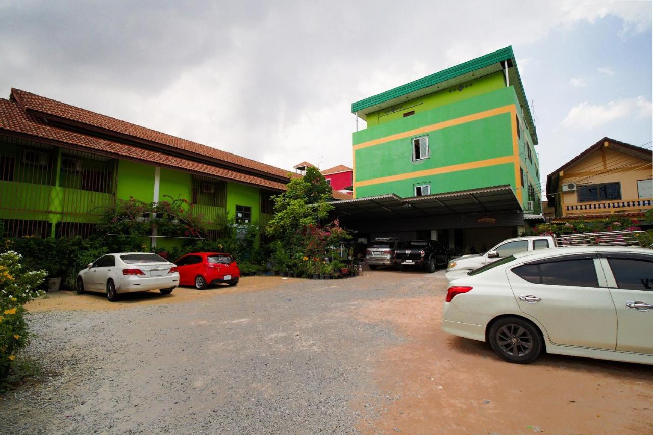 Khanidta Resort Pattaya Extérieur photo