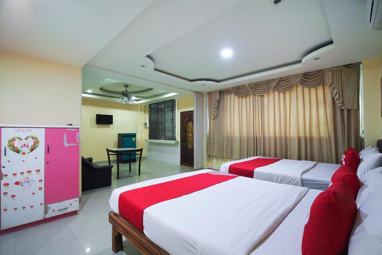 Khanidta Resort Pattaya Extérieur photo
